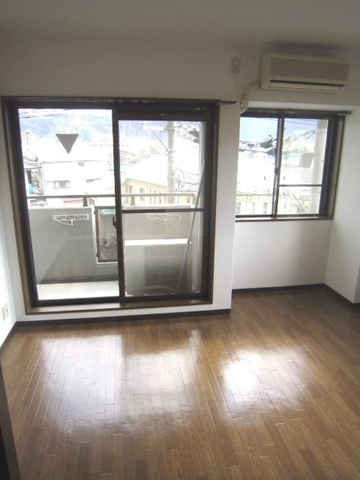 物件内観写真12　(居室)