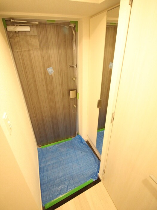 物件内観写真15　(玄関)