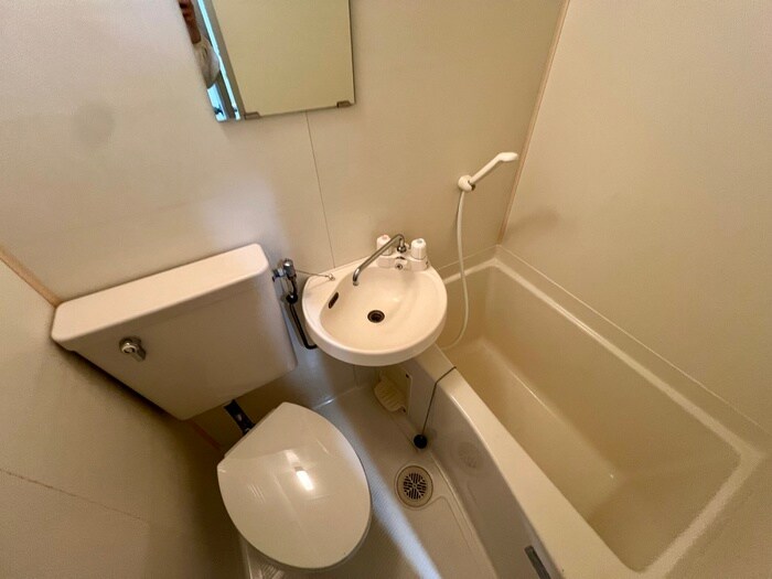 物件内観写真9　(洗面)