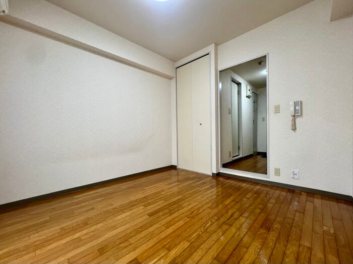 物件内観写真13　(居室)