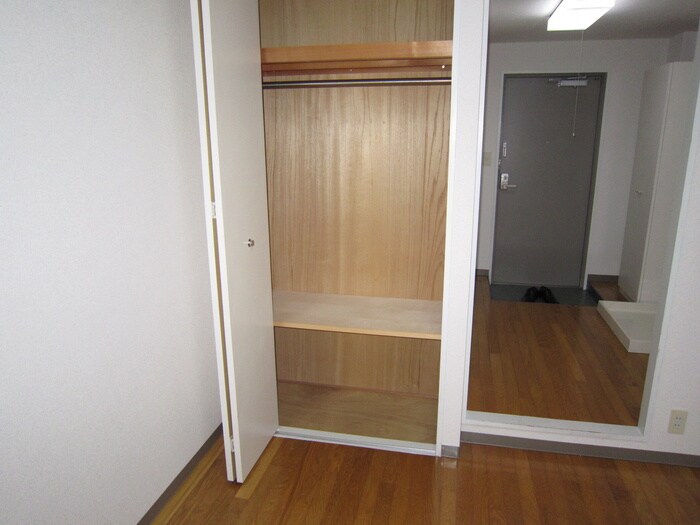 物件内観写真14　(収納)