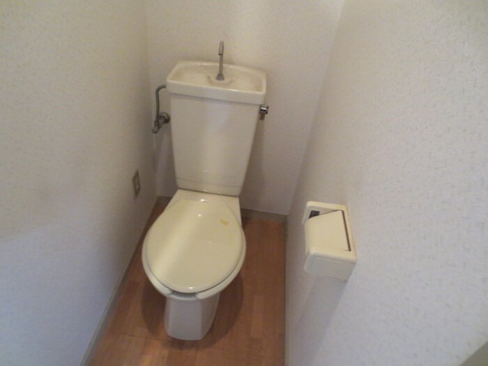 物件内観写真12　(トイレ)