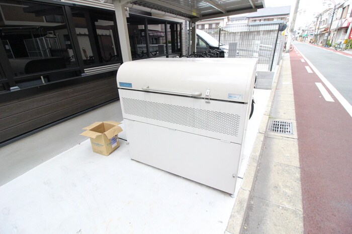 物件外観写真6　(建物設備)