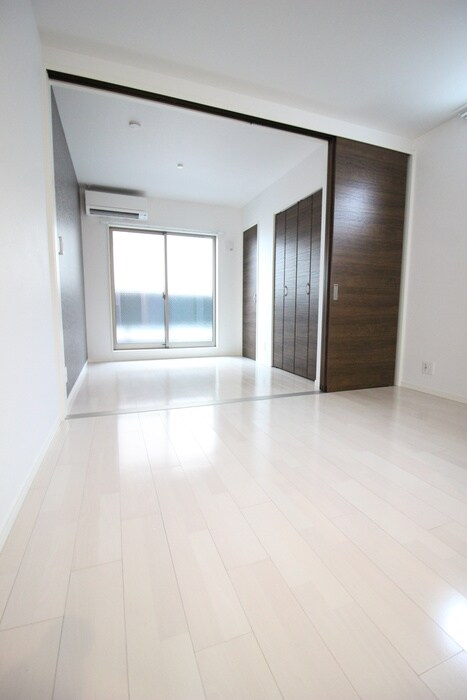 物件内観写真13　(居室)