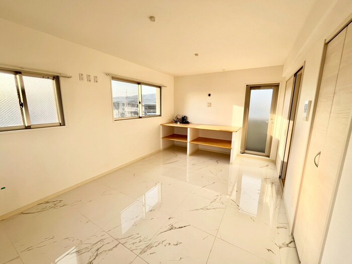 物件内観写真7　(居室)