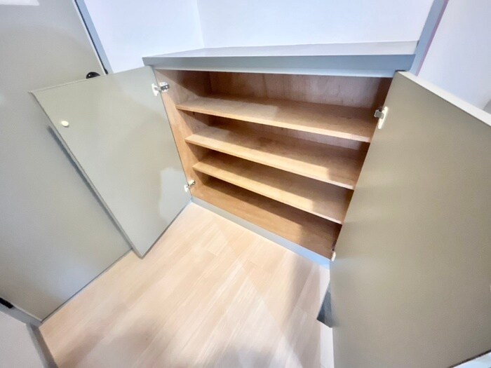 物件内観写真11　(靴箱)