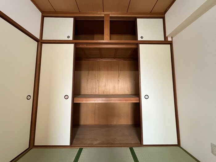 物件内観写真11　(収納)
