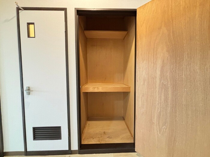 物件内観写真21　(収納)