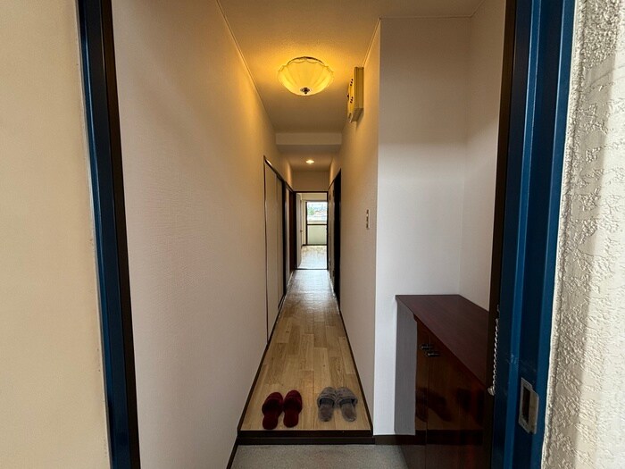 物件内観写真22　(玄関)