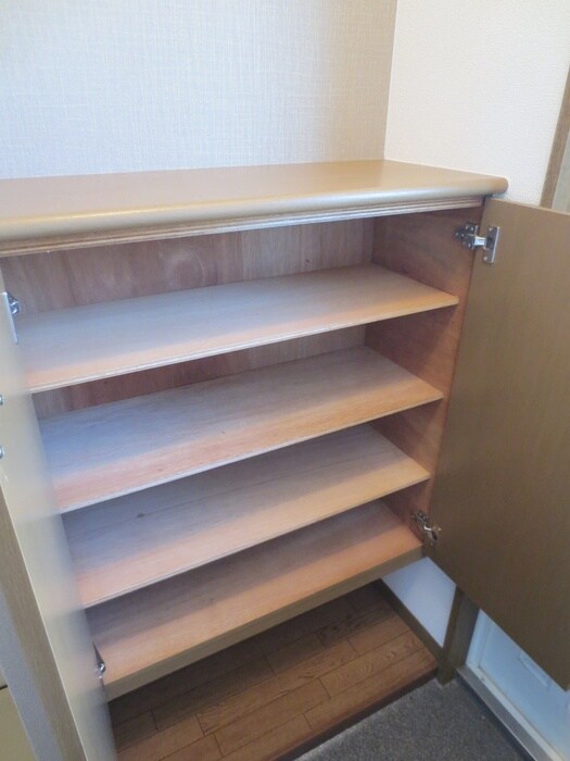 物件内観写真13　(靴箱)