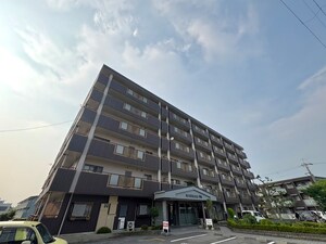 マロ－ド月輪外観写真