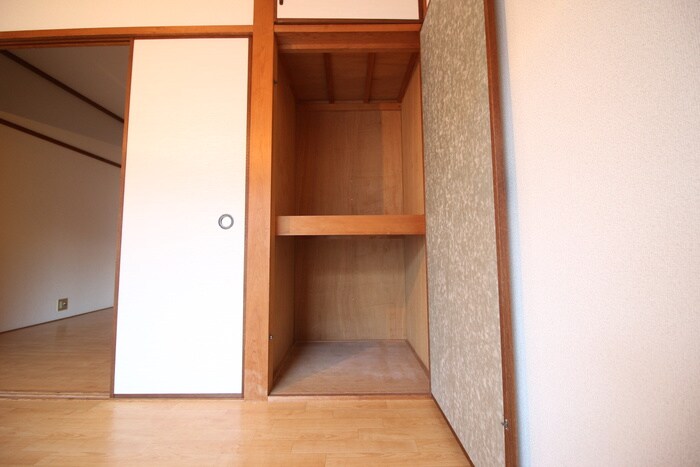 物件内観写真13　(収納)