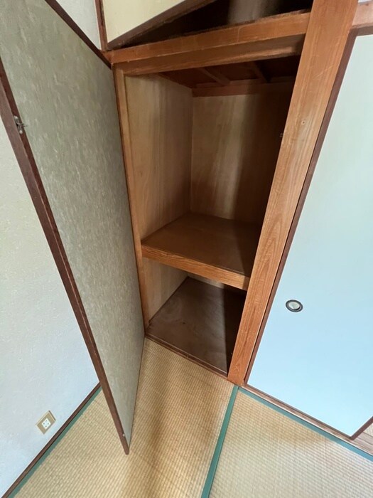 物件内観写真13　(収納)