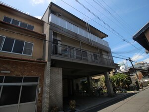 葛城マンション外観写真