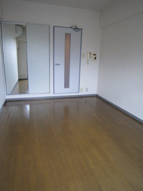 物件内観写真14　(居室)