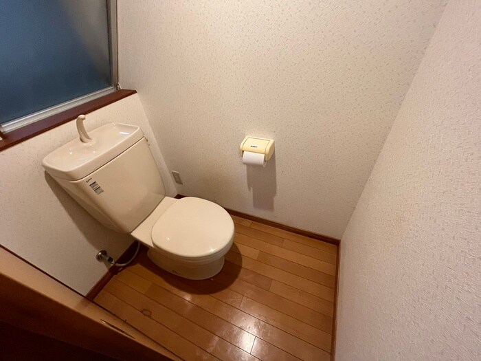 物件内観写真10　(トイレ)