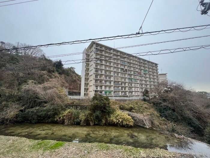 物件内観写真17　(室内からの展望)