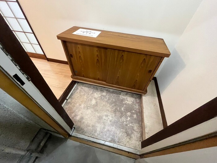 物件内観写真22　(玄関)