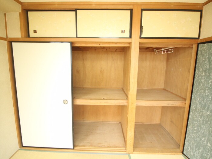 物件内観写真13　(収納)