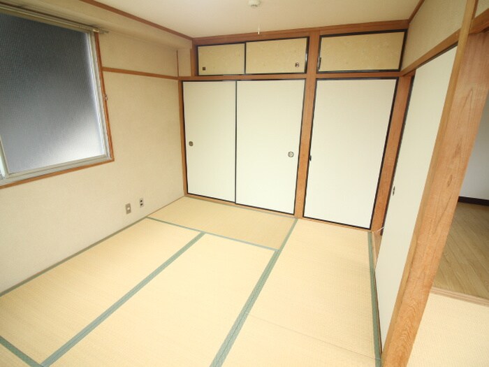 物件内観写真15　(居室)