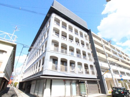 ロイヤルハイツ外観写真