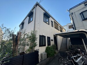 ヘ－レンフラット外観写真