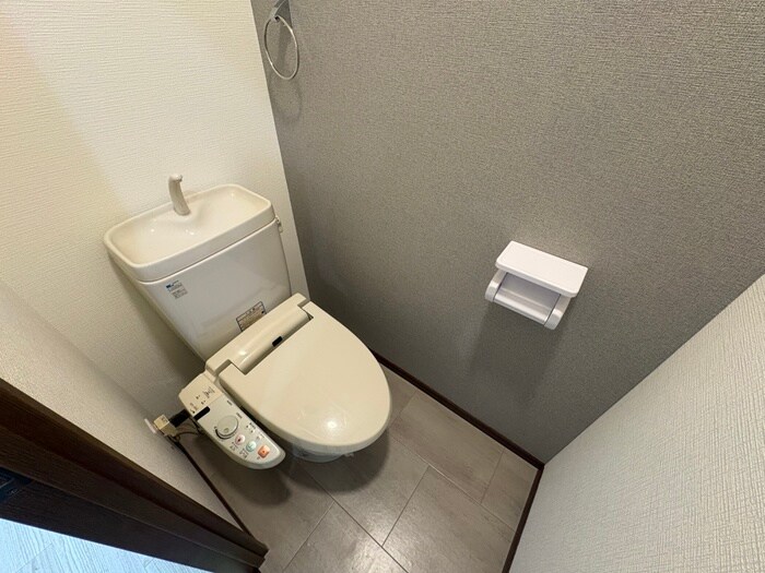 物件内観写真13　(トイレ)