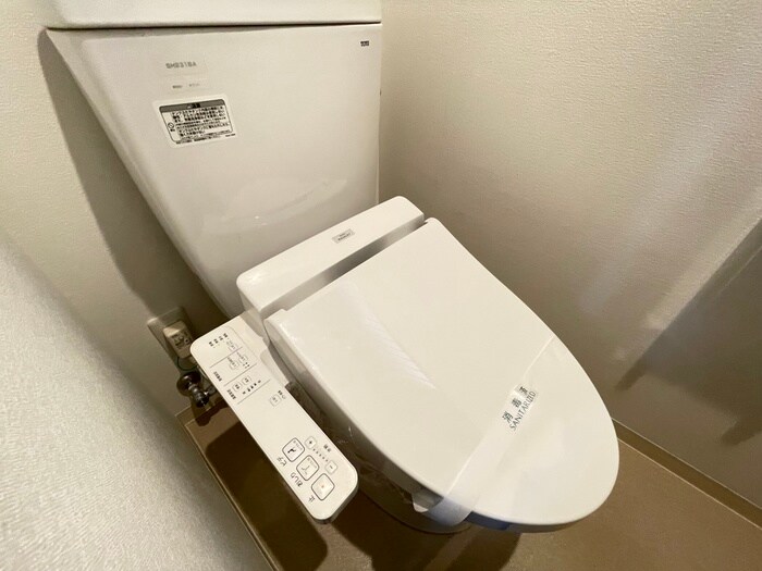 物件内観写真14　(トイレ)