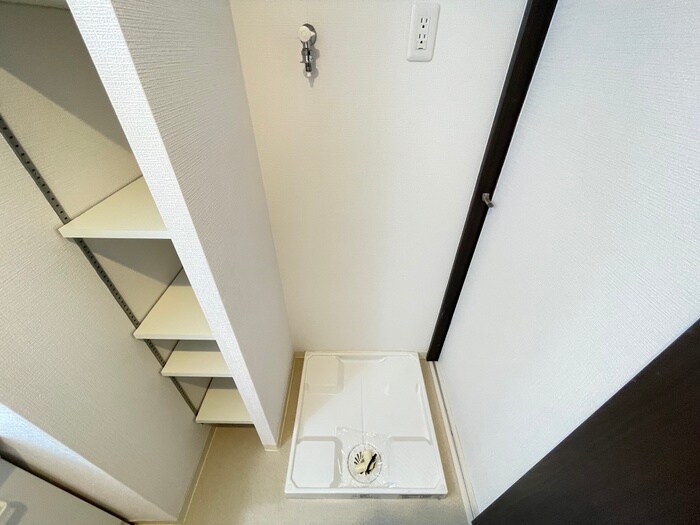 物件内観写真19　(洗濯機置場)
