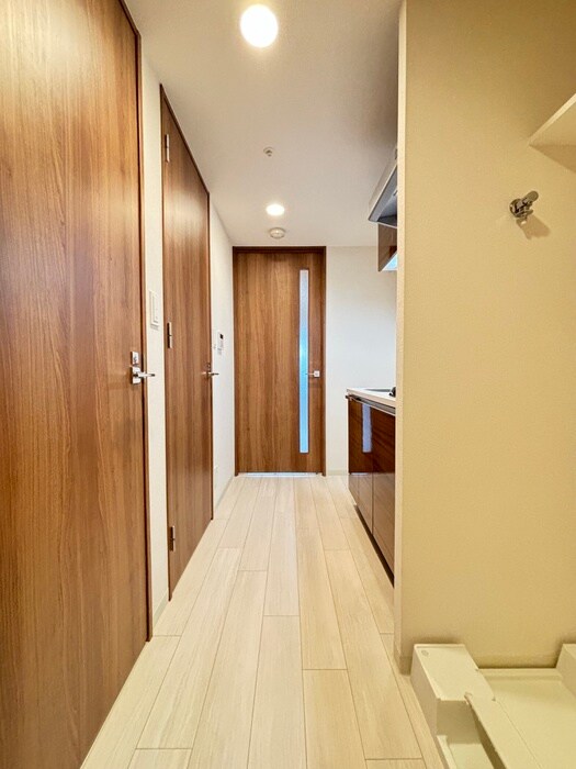 物件内観写真16　(廊下)