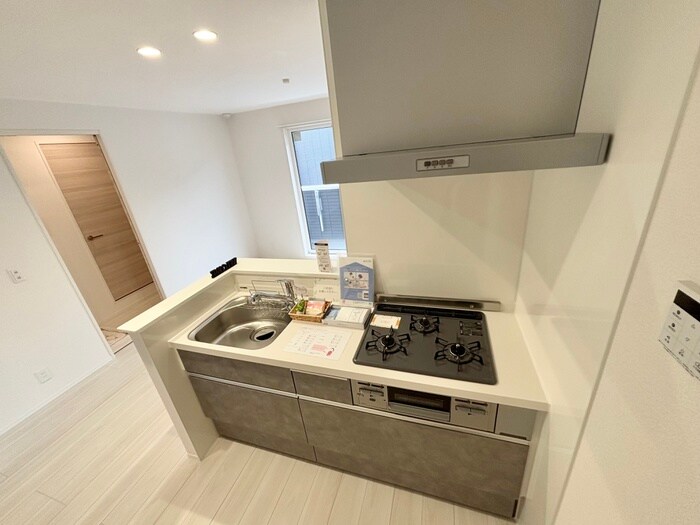 物件内観写真8　(キッチン)