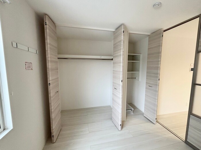 物件内観写真12　(洗面)