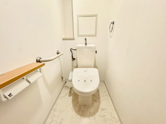 物件内観写真13　(トイレ)