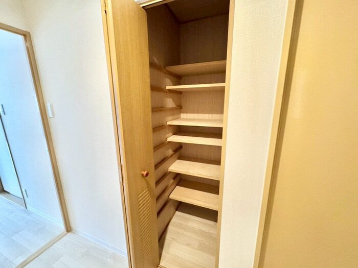 物件内観写真17　(収納)