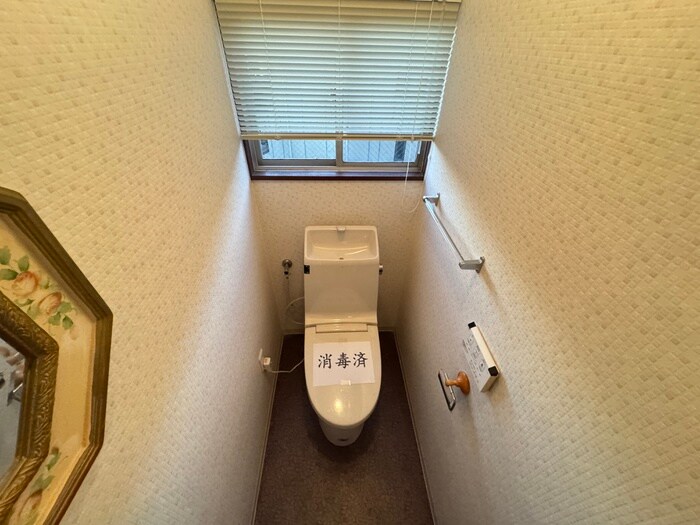 物件内観写真11　(トイレ)