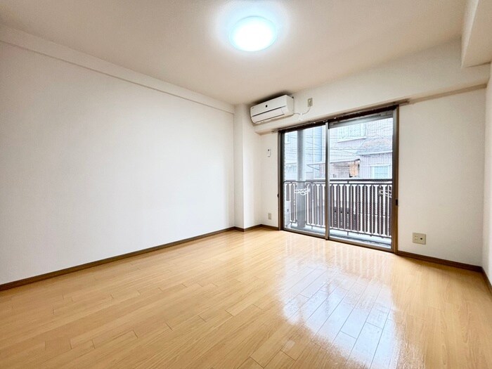 物件内観写真9　(居室)