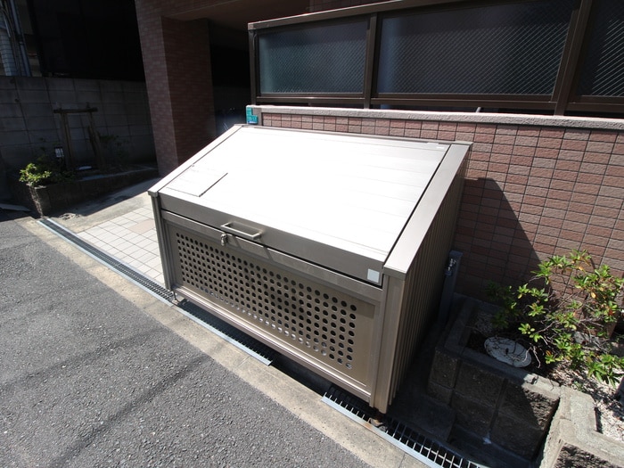 物件外観写真6　(建物設備)