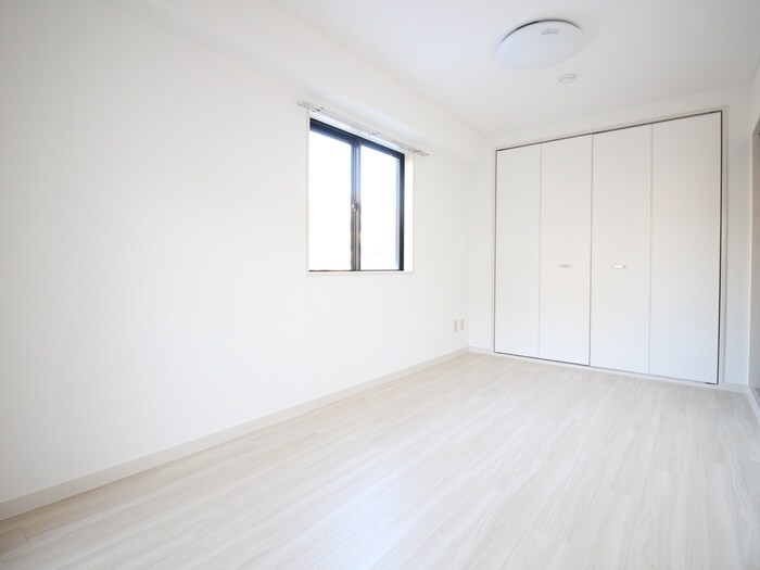 物件内観写真10　(居室)