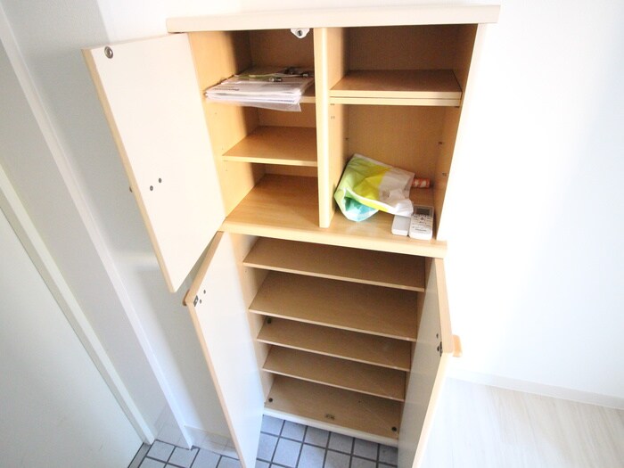 物件内観写真18　(靴箱)