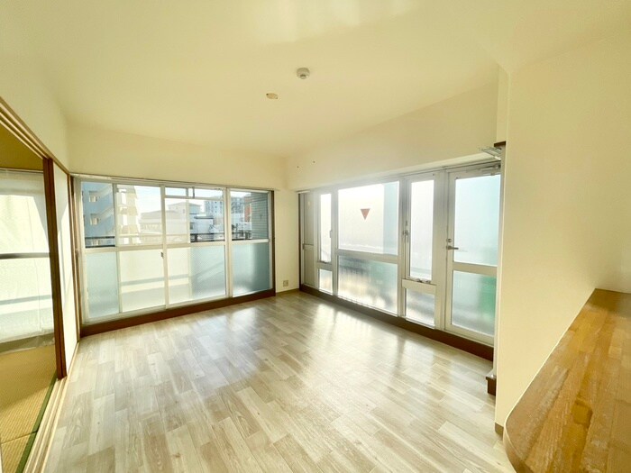 物件内観写真5　(居室)