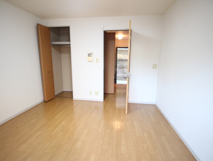 物件内観写真7　(収納)