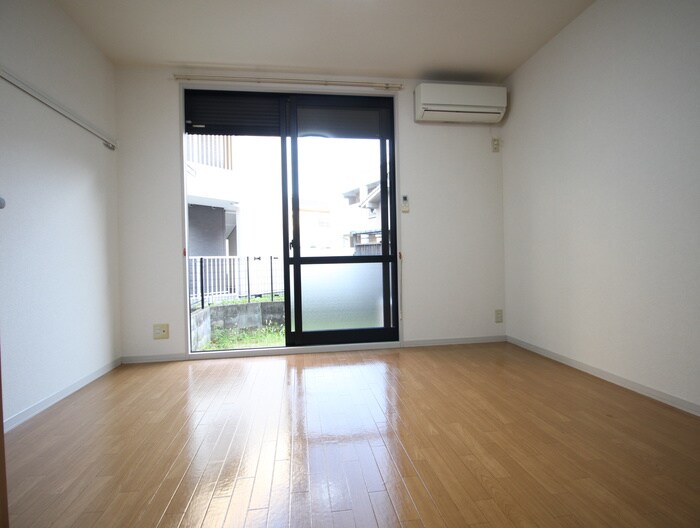 物件内観写真19　(居室)