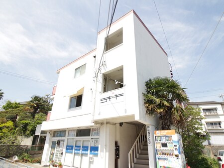 竹内マンション外観写真