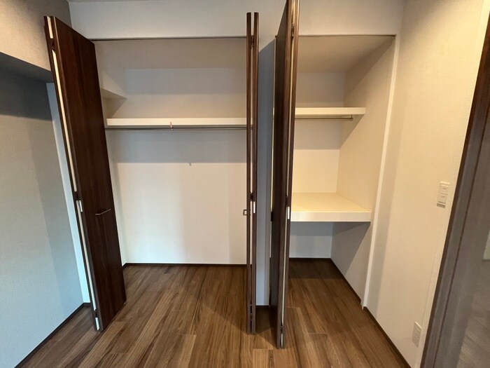 物件内観写真15　(収納)