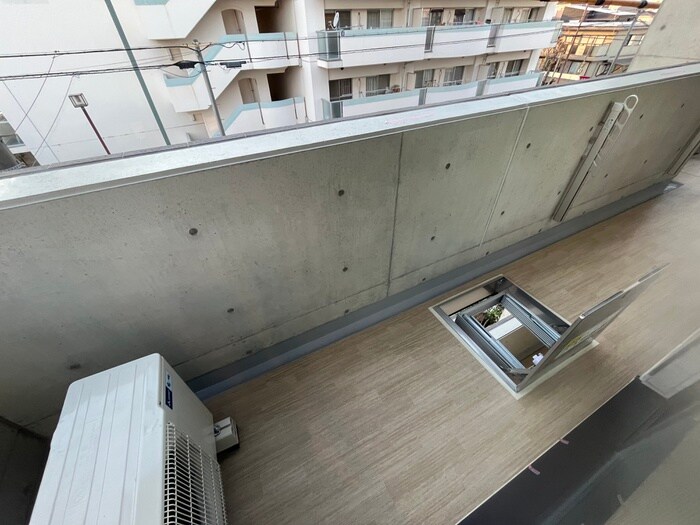 物件内観写真16　(ベランダ・バルコニー)