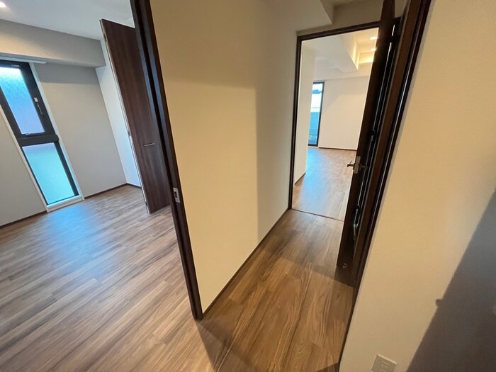 物件内観写真18　(廊下)