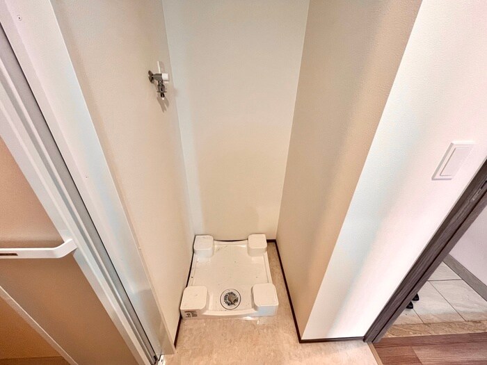 物件内観写真20　(洗濯機置場)