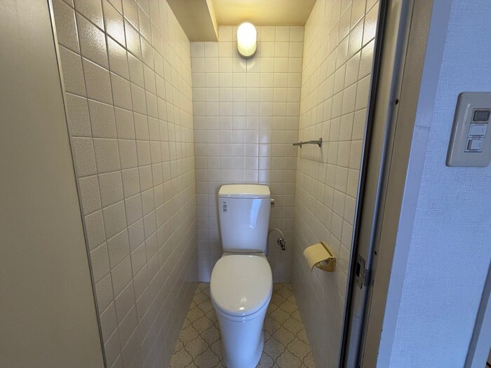 物件内観写真11　(トイレ)