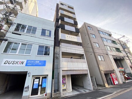 ヴェルティカル二条城北外観写真