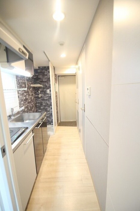 物件内観写真17　(廊下)